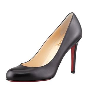Christian louboutin black round toe pumps